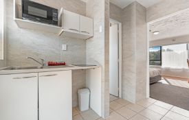 Standard Room - kitchenette