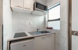 Twin Room - kitchenette